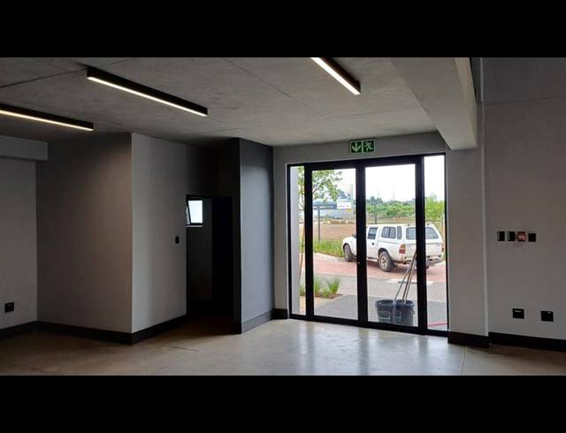 BUSINESS PROPERTY TO RENT IN ROOIHUISKRAAL
